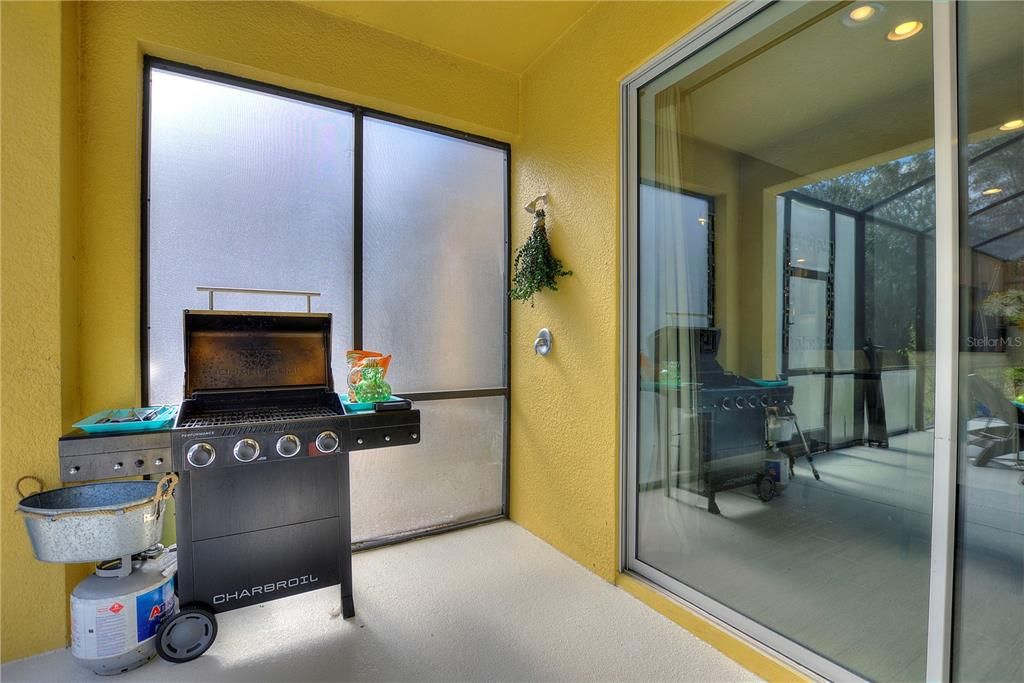 For Sale: $720,000 (10 beds, 8 baths, 4231 Square Feet)