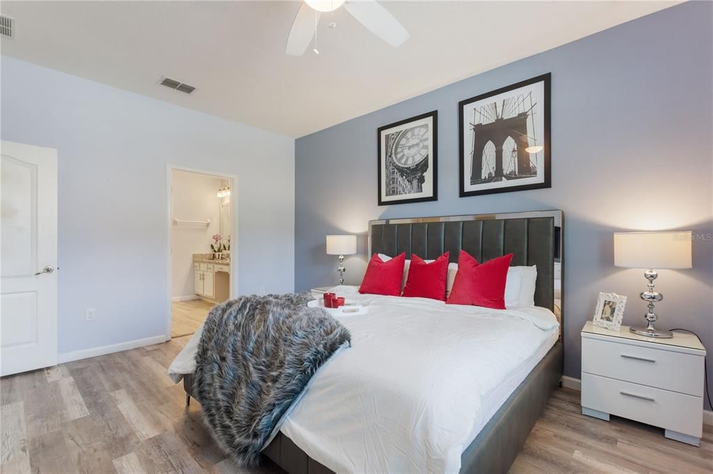 For Sale: $720,000 (10 beds, 8 baths, 4231 Square Feet)