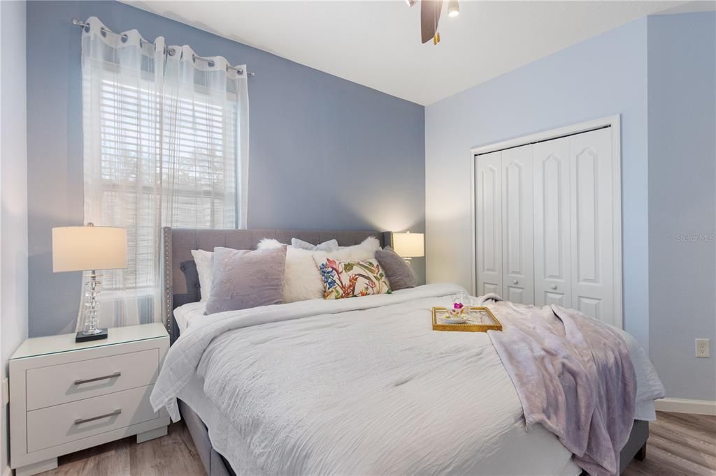 For Sale: $720,000 (10 beds, 8 baths, 4231 Square Feet)