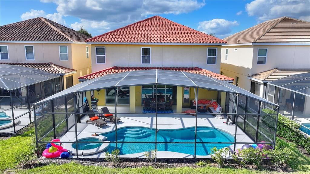 For Sale: $720,000 (10 beds, 8 baths, 4231 Square Feet)