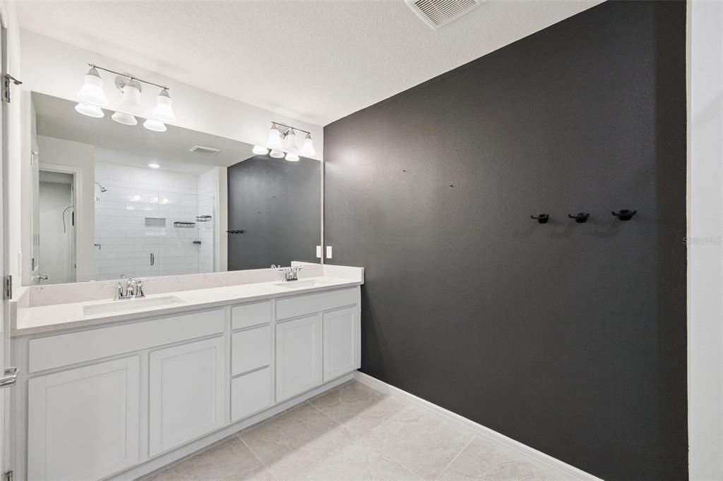 待售: $439,000 (3 贝兹, 2 浴室, 1907 平方英尺)