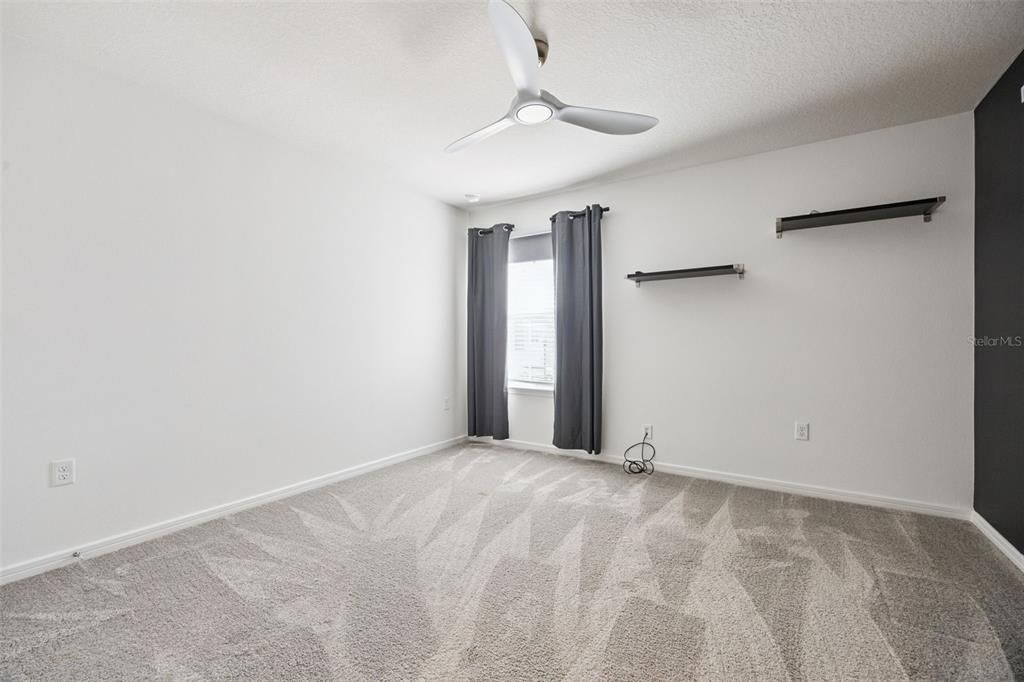 待售: $439,000 (3 贝兹, 2 浴室, 1907 平方英尺)