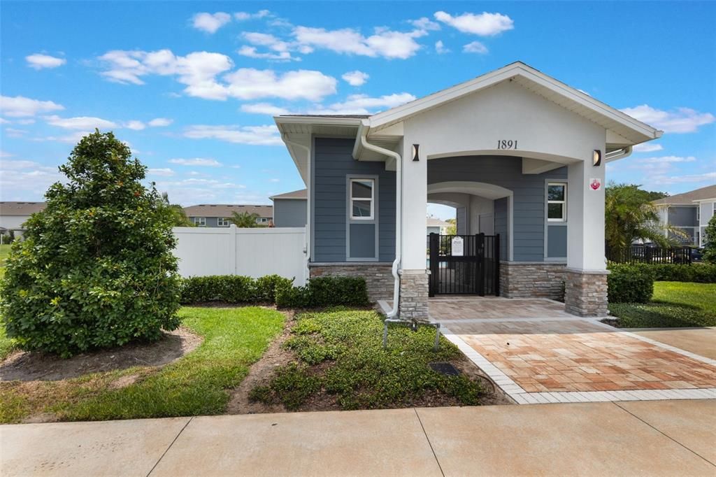 待售: $439,000 (3 贝兹, 2 浴室, 1907 平方英尺)