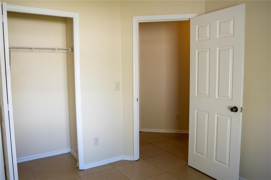 На продажу: $385,000 (4 спален, 2 ванн, 2047 Квадратных фут)