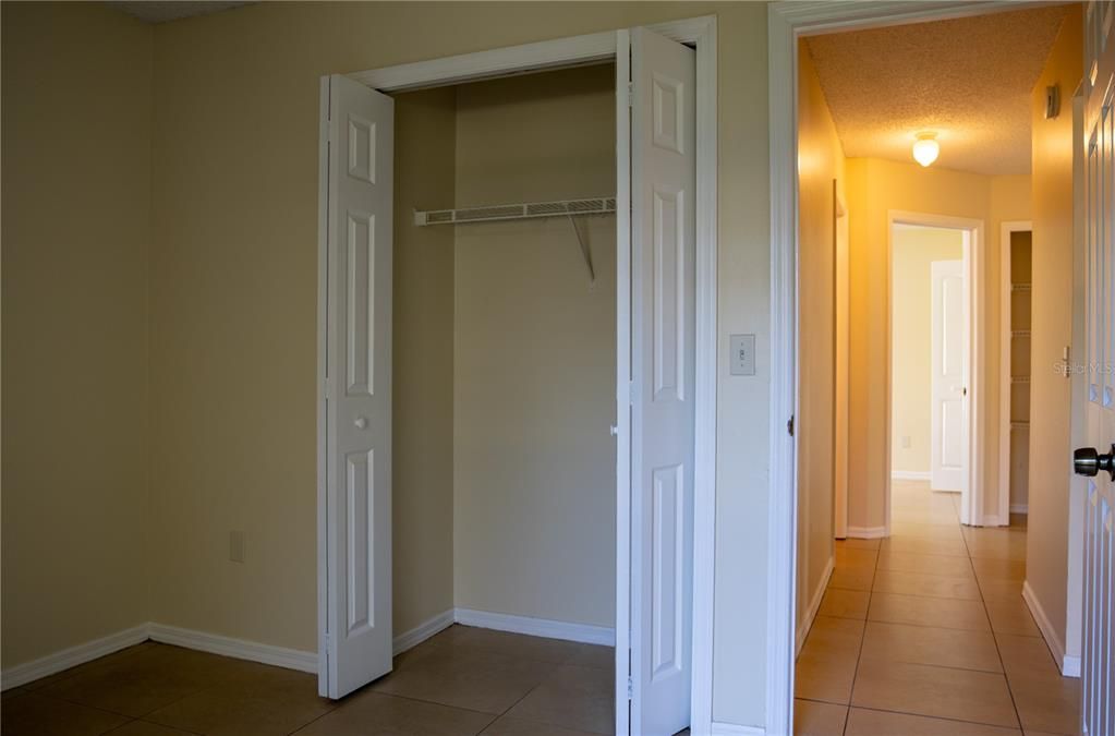 На продажу: $385,000 (4 спален, 2 ванн, 2047 Квадратных фут)