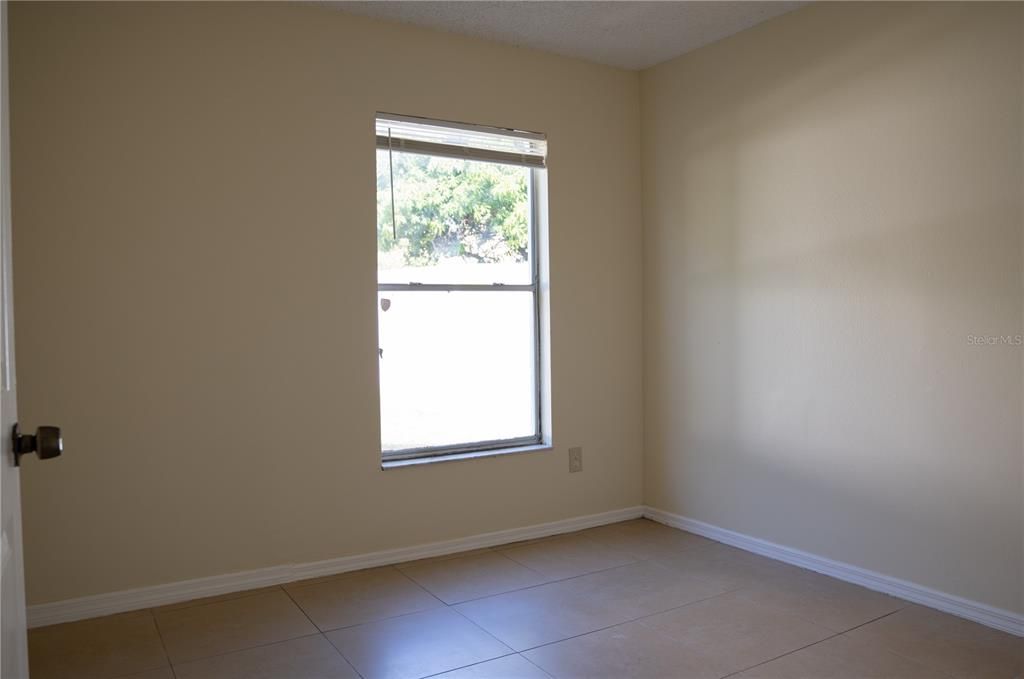 На продажу: $385,000 (4 спален, 2 ванн, 2047 Квадратных фут)