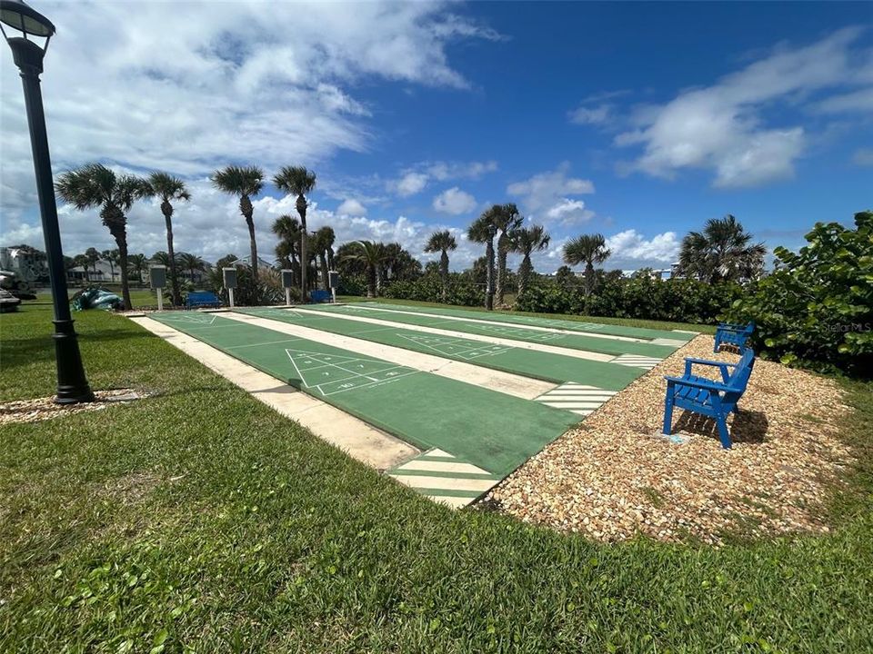 For Sale: $549,000 (3 beds, 2 baths, 1398 Square Feet)