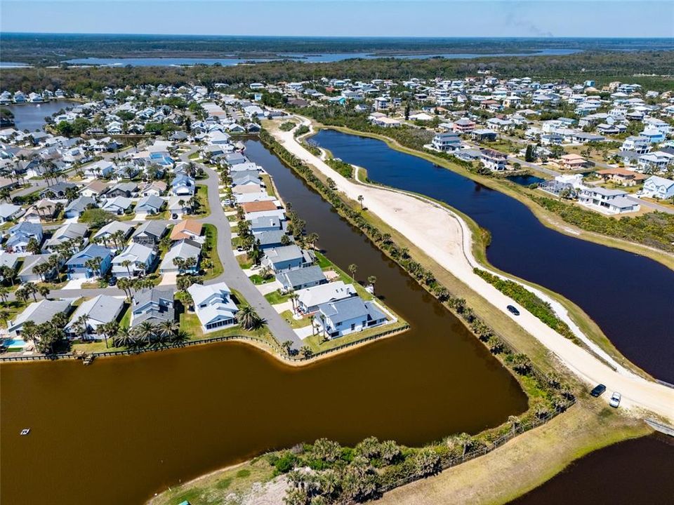 For Sale: $549,000 (3 beds, 2 baths, 1398 Square Feet)