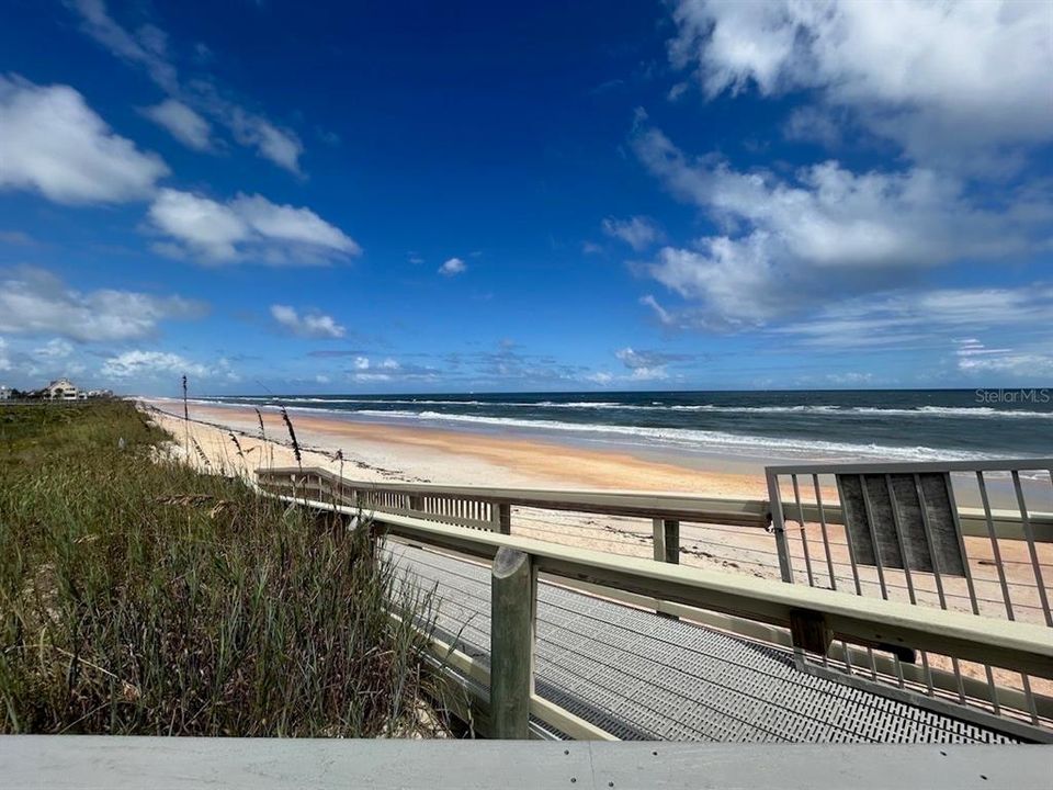 For Sale: $549,000 (3 beds, 2 baths, 1398 Square Feet)