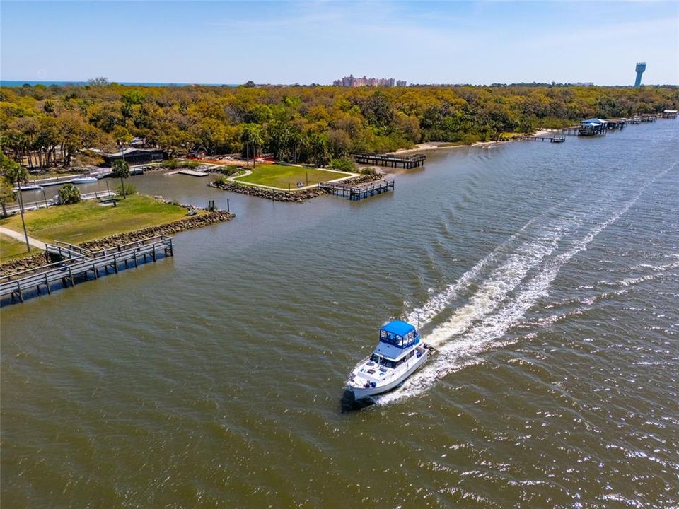 For Sale: $549,000 (3 beds, 2 baths, 1398 Square Feet)