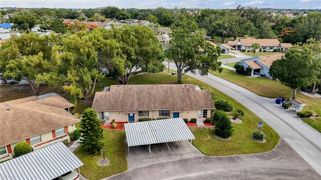 Active With Contract: $1,600 (2 beds, 2 baths, 984 Square Feet)