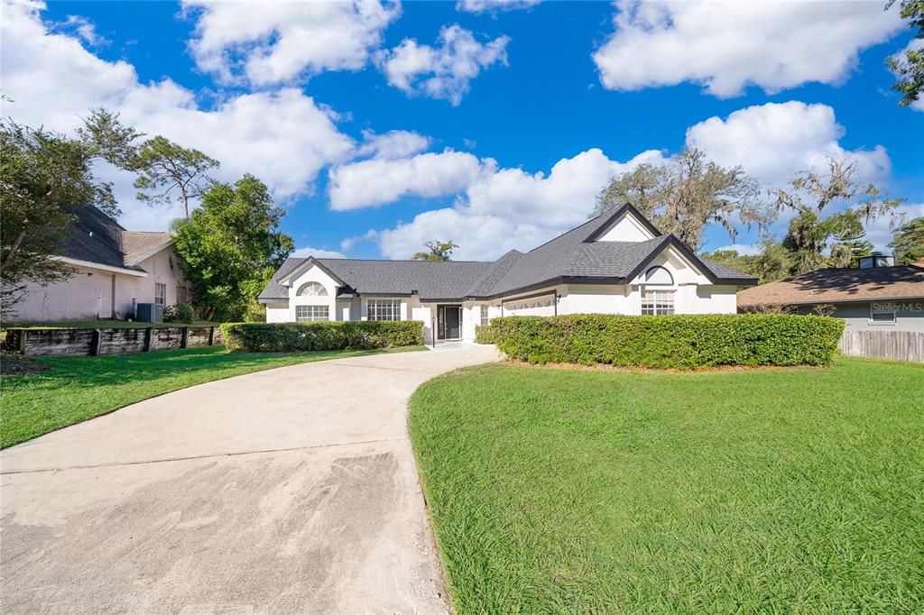 待售: $595,000 (4 贝兹, 2 浴室, 2315 平方英尺)