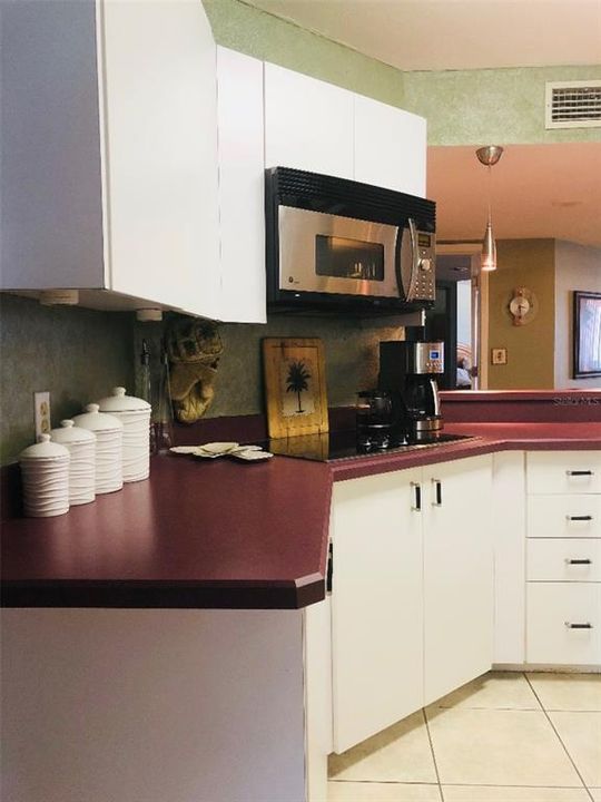 For Rent: $6,000 (2 beds, 2 baths, 1570 Square Feet)