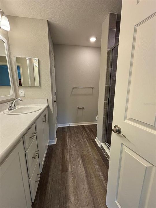 出租: $1,900 (3 贝兹, 2 浴室, 1479 平方英尺)