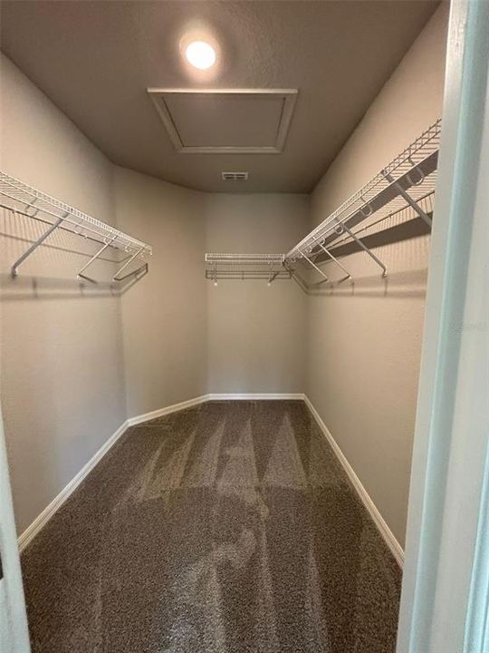 出租: $1,900 (3 贝兹, 2 浴室, 1479 平方英尺)