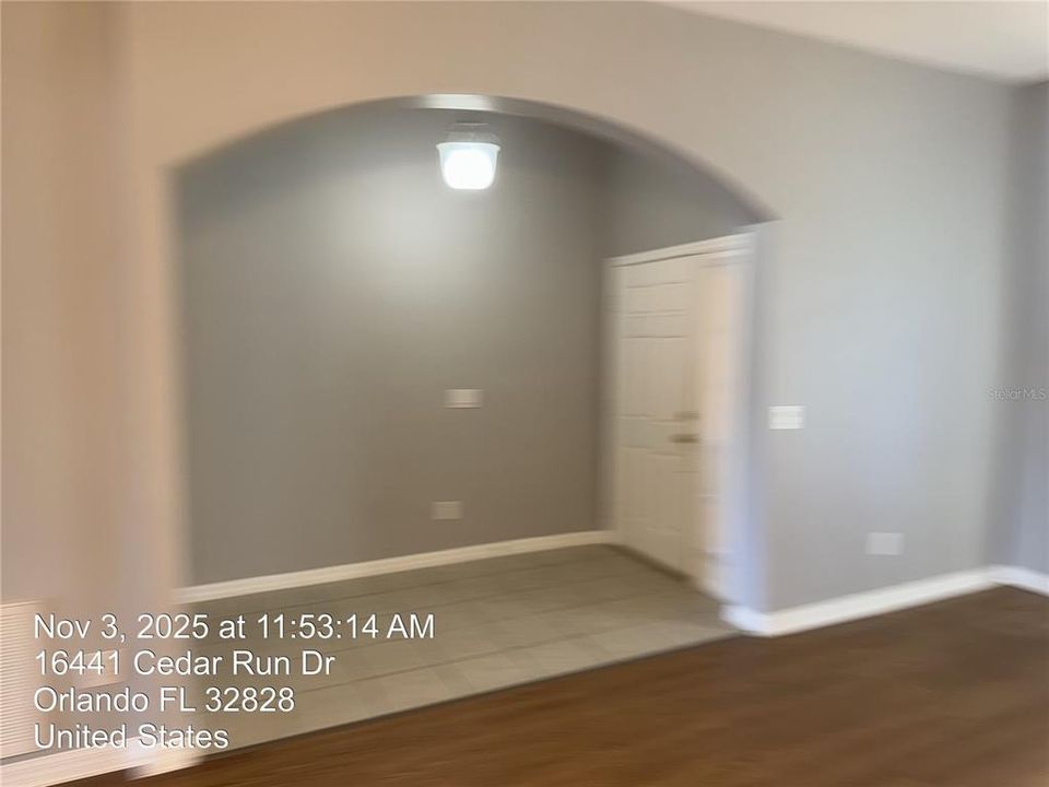 For Rent: $2,295 (4 beds, 2 baths, 2000 Square Feet)