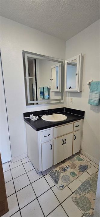 For Rent: $1,495 (1 beds, 1 baths, 550 Square Feet)