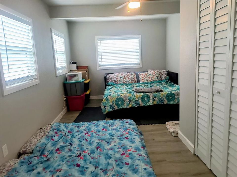 En Venta: $299,000 (2 camas, 1 baños, 810 Pies cuadrados)