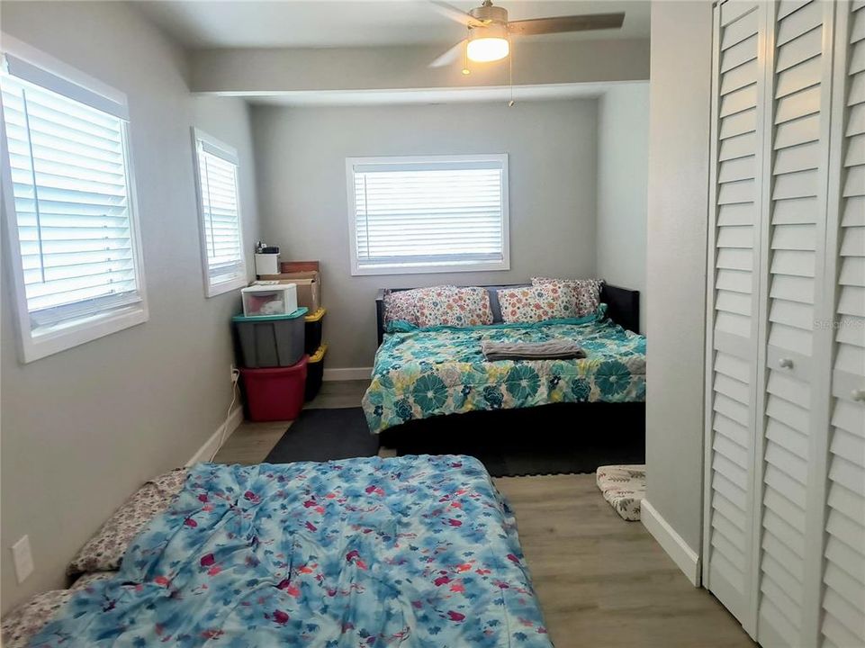 En Venta: $299,000 (2 camas, 1 baños, 810 Pies cuadrados)