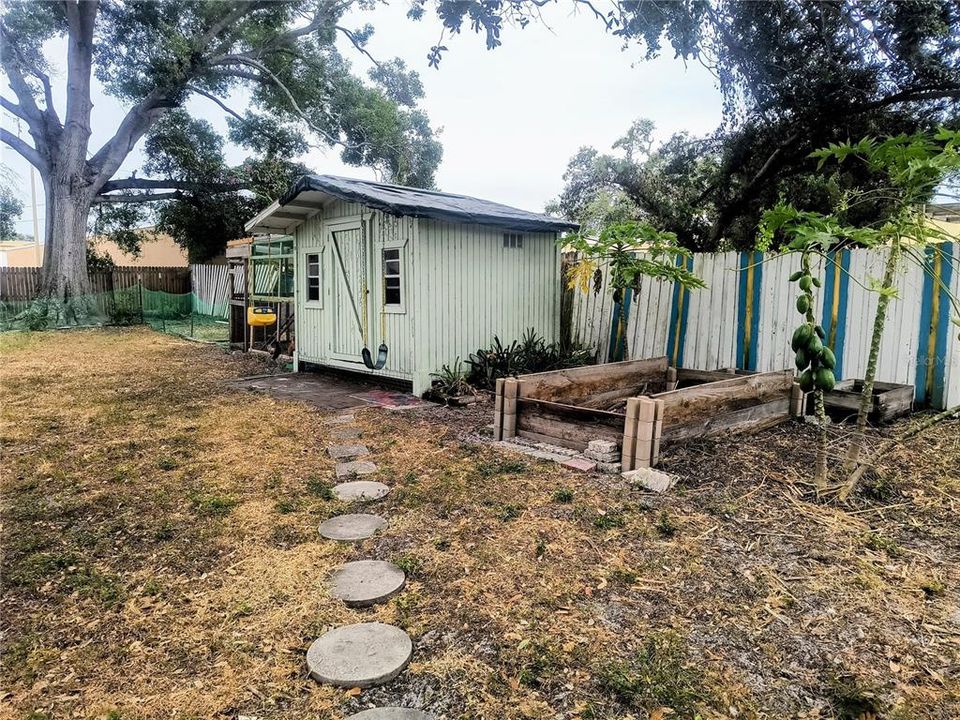 En Venta: $299,000 (2 camas, 1 baños, 810 Pies cuadrados)