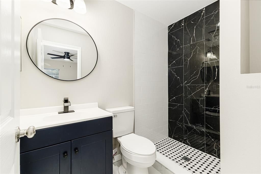 Active With Contract: $249,998 (3 beds, 2 baths, 1250 Square Feet)