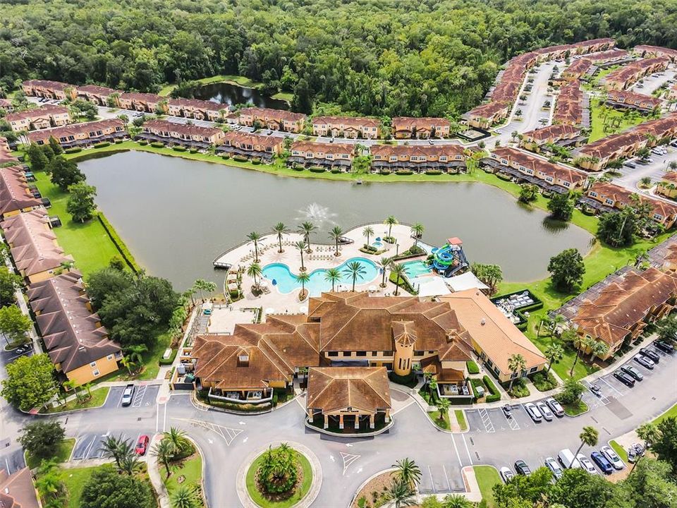 На продажу: $309,900 (2 спален, 2 ванн, 1350 Квадратных фут)