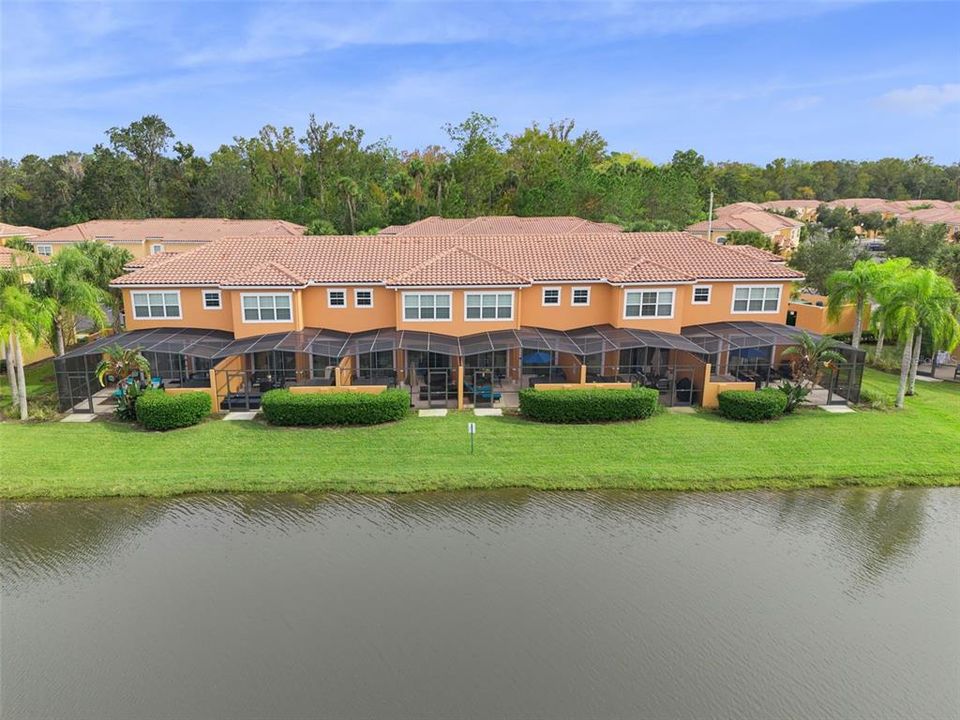 На продажу: $309,900 (2 спален, 2 ванн, 1350 Квадратных фут)