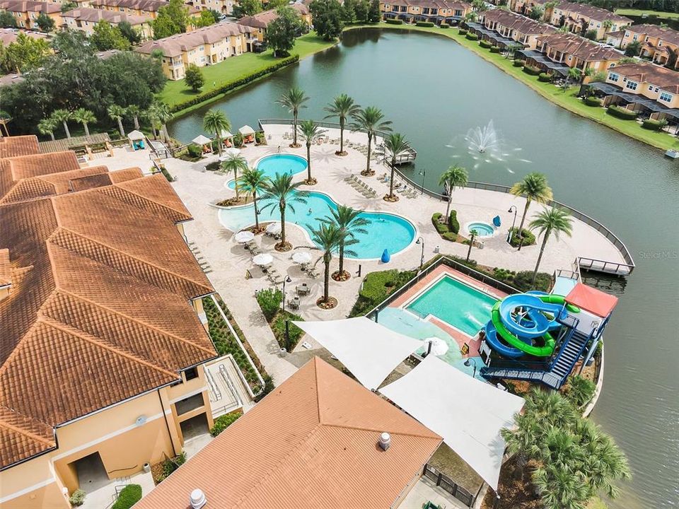 На продажу: $309,900 (2 спален, 2 ванн, 1350 Квадратных фут)