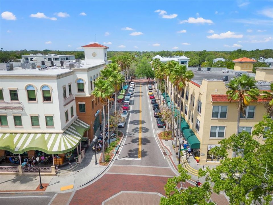 待售: $549,000 (0.54 acres)