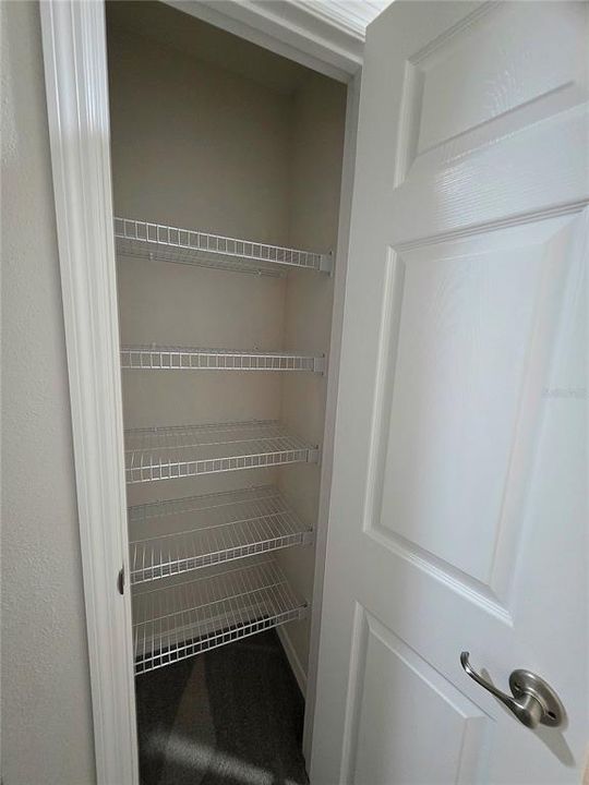 For Sale: $270,000 (3 beds, 2 baths, 1543 Square Feet)