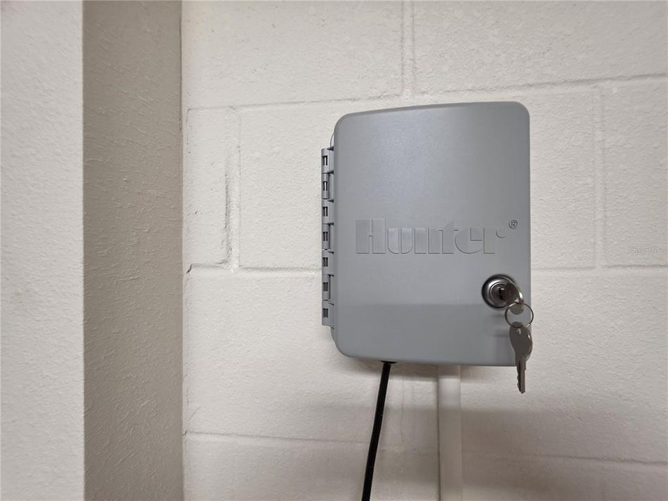 For Sale: $270,000 (3 beds, 2 baths, 1543 Square Feet)