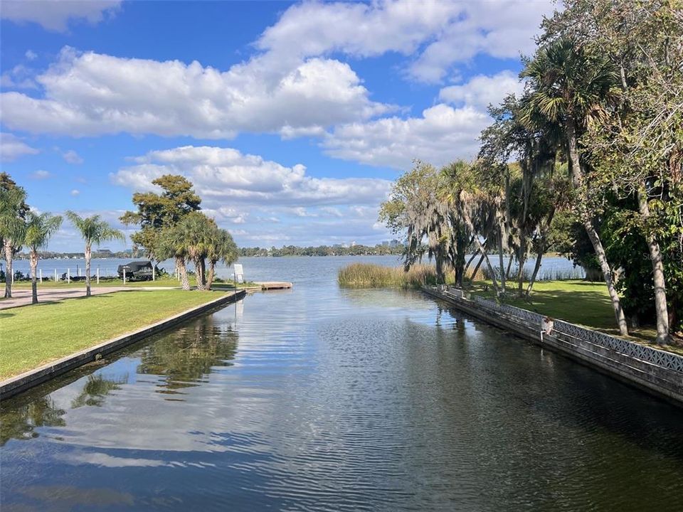 Activo con contrato: $349,000 (3 camas, 2 baños, 1667 Pies cuadrados)