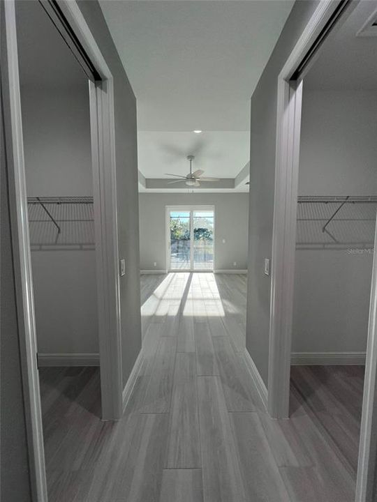 合同活跃: $550,000 (3 贝兹, 2 浴室, 2170 平方英尺)