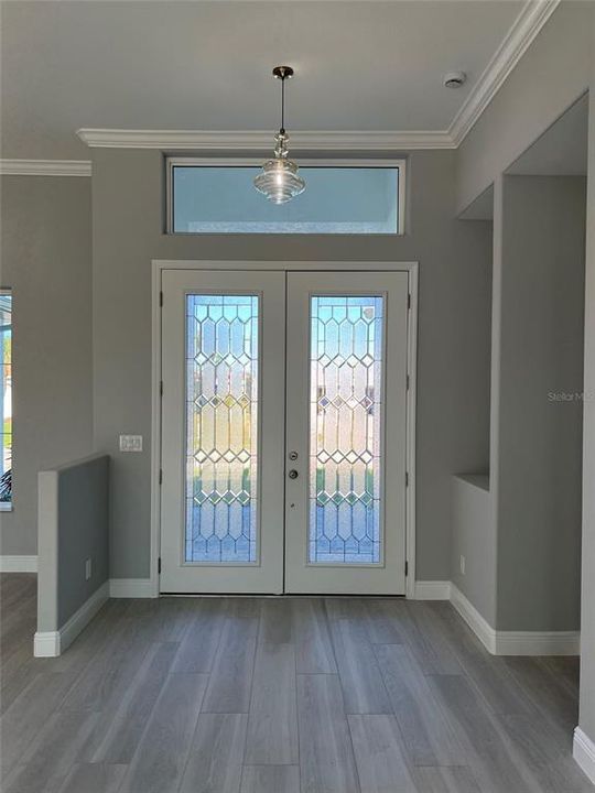 合同活跃: $550,000 (3 贝兹, 2 浴室, 2170 平方英尺)