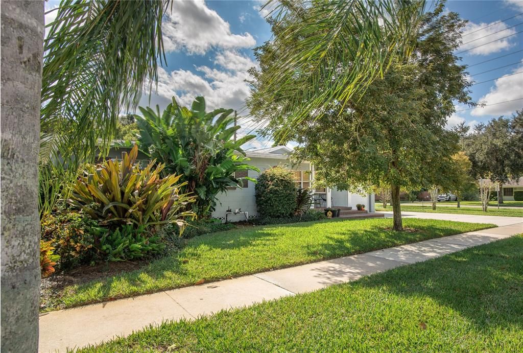 Под контрактом: $699,000 (4 спален, 3 ванн, 2293 Квадратных фут)