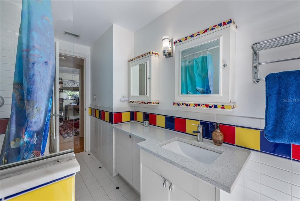 Под контрактом: $699,000 (4 спален, 3 ванн, 2293 Квадратных фут)