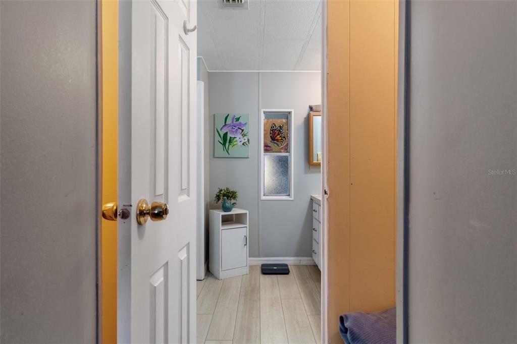 For Sale: $190,000 (2 beds, 2 baths, 1288 Square Feet)