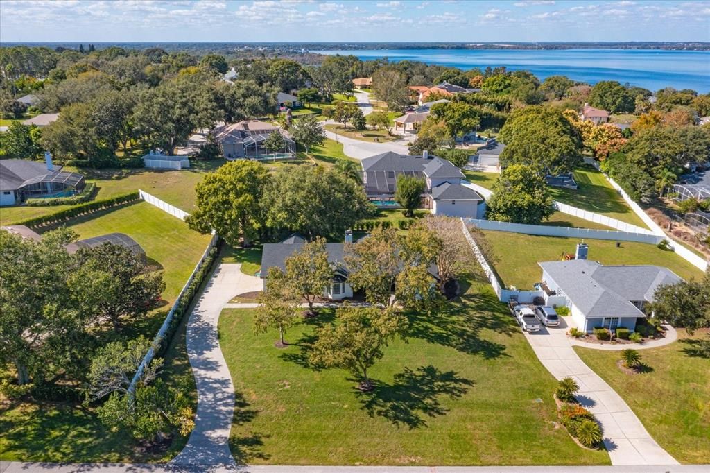 Active With Contract: $479,900 (3 beds, 2 baths, 2073 Square Feet)