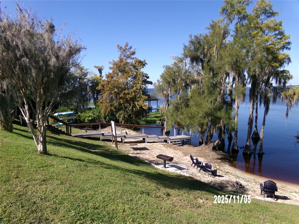 Active With Contract: $479,900 (3 beds, 2 baths, 2073 Square Feet)