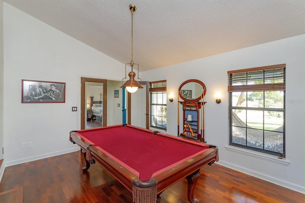 Active With Contract: $479,900 (3 beds, 2 baths, 2073 Square Feet)