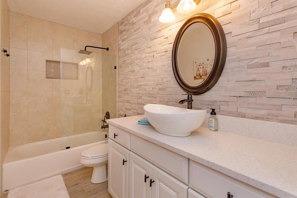 Active With Contract: $479,900 (3 beds, 2 baths, 2073 Square Feet)