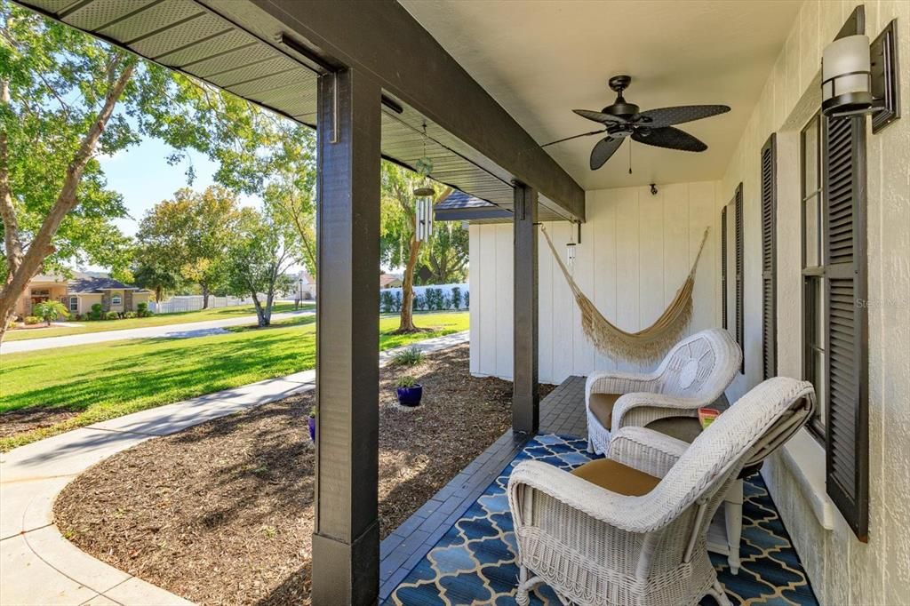 Active With Contract: $479,900 (3 beds, 2 baths, 2073 Square Feet)