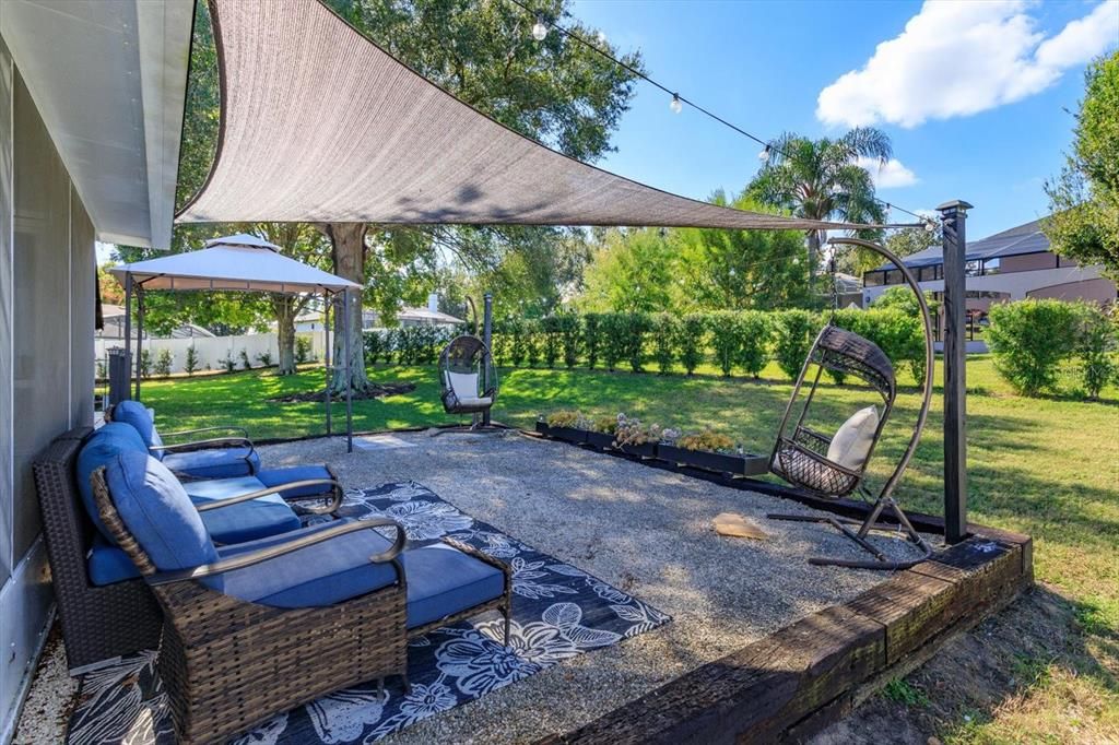 Active With Contract: $479,900 (3 beds, 2 baths, 2073 Square Feet)