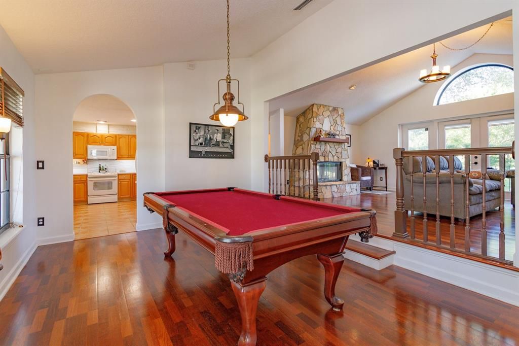 Active With Contract: $479,900 (3 beds, 2 baths, 2073 Square Feet)