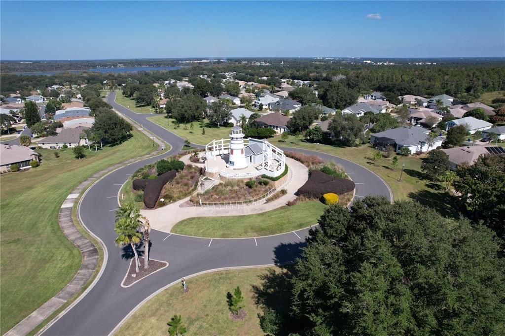 For Sale: $359,000 (4 beds, 3 baths, 1915 Square Feet)