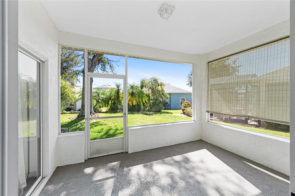 For Sale: $359,000 (4 beds, 3 baths, 1915 Square Feet)