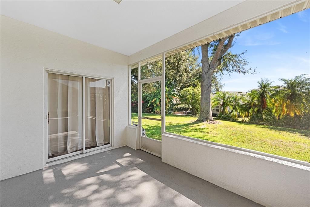 For Sale: $359,000 (4 beds, 3 baths, 1915 Square Feet)