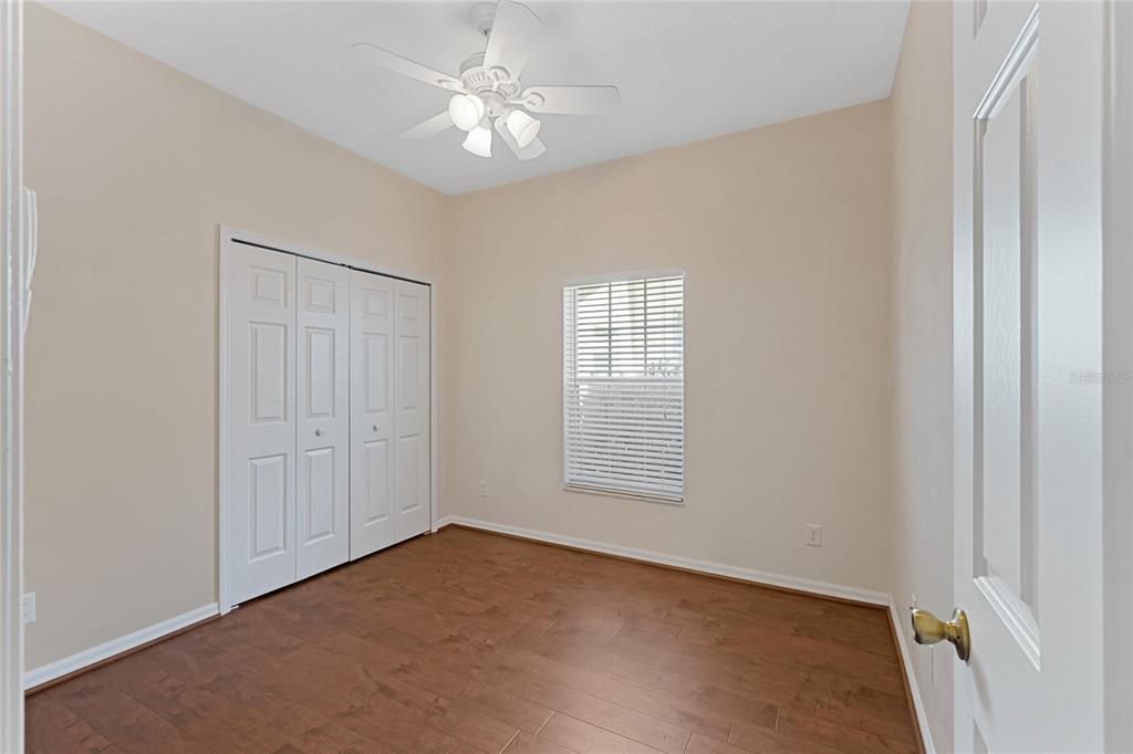 For Sale: $359,000 (4 beds, 3 baths, 1915 Square Feet)