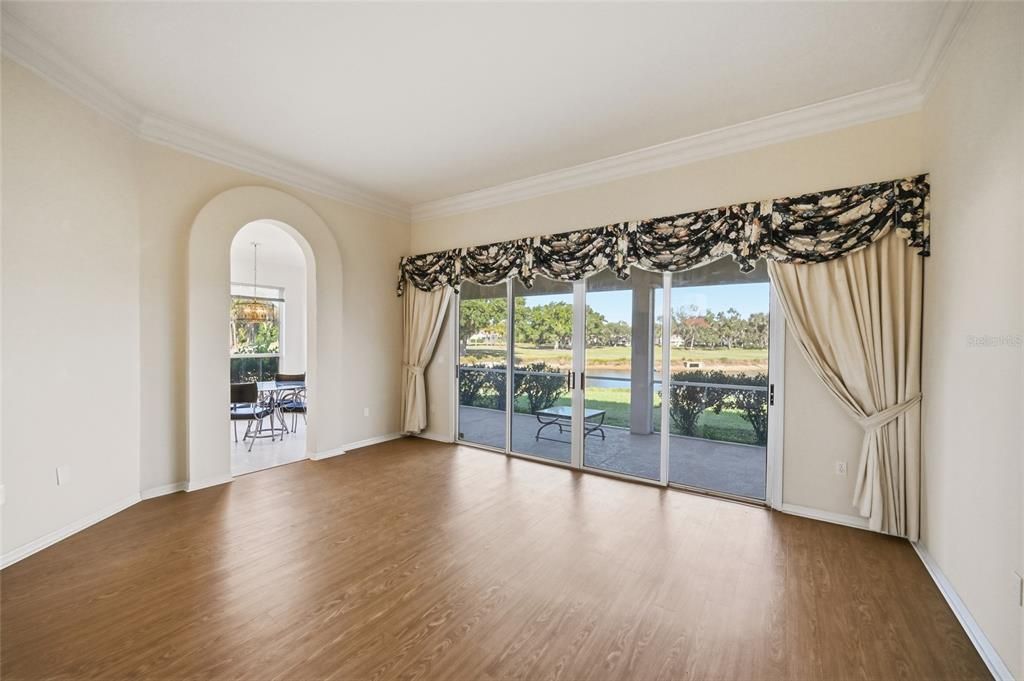 For Sale: $549,000 (3 beds, 2 baths, 2102 Square Feet)