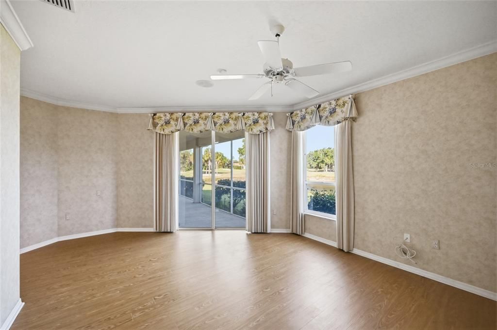 For Sale: $549,000 (3 beds, 2 baths, 2102 Square Feet)